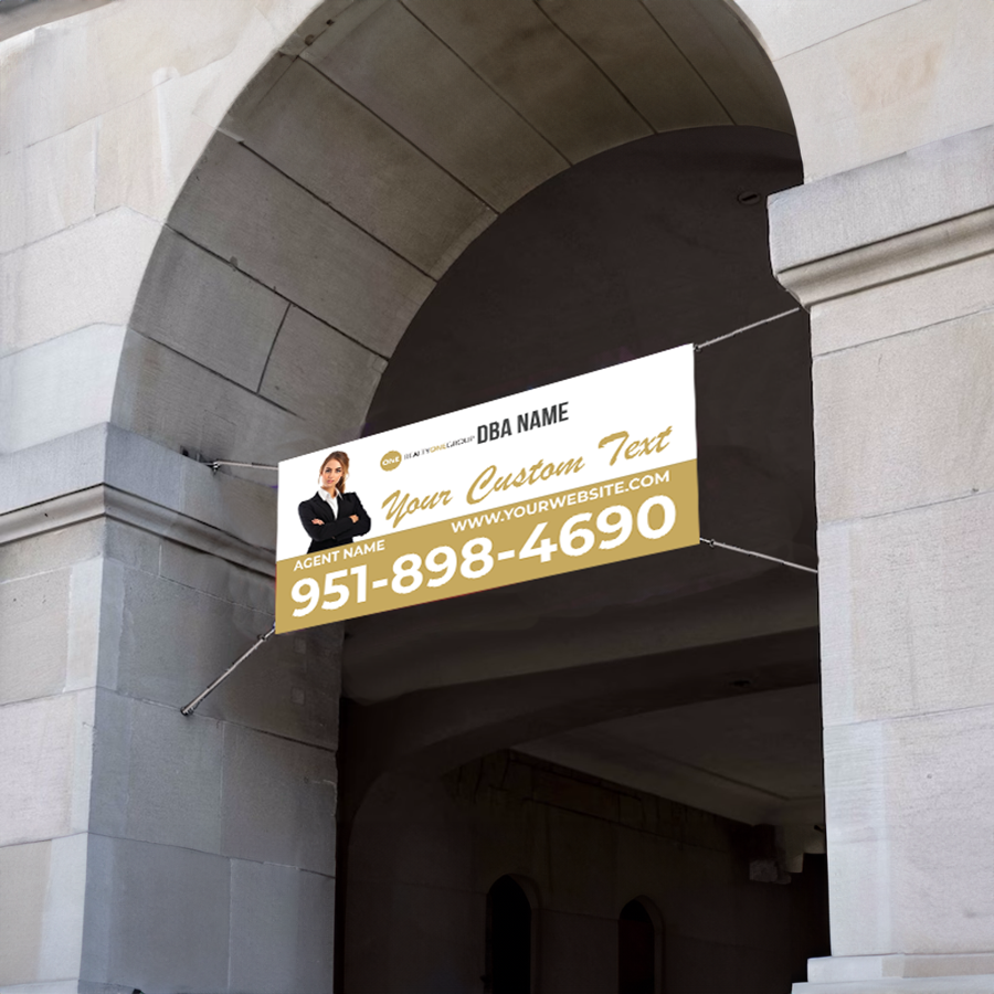 HANG BANNER #1 - REALTY ONE GROUP